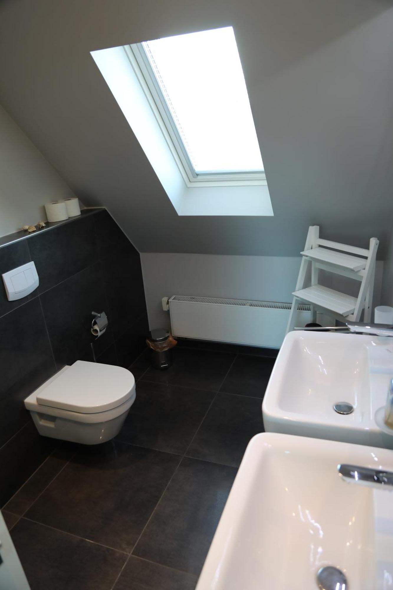 Eine Sehr Gemuetliche Dachgeschoss Ferienwohnung Ihlow  外观 照片